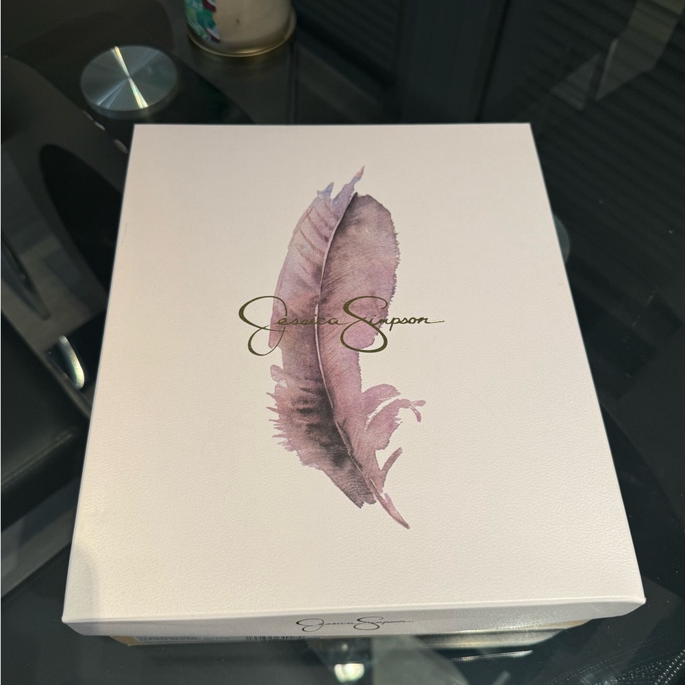 Elegant Silver Strappy Heels - Picture 11 of 12